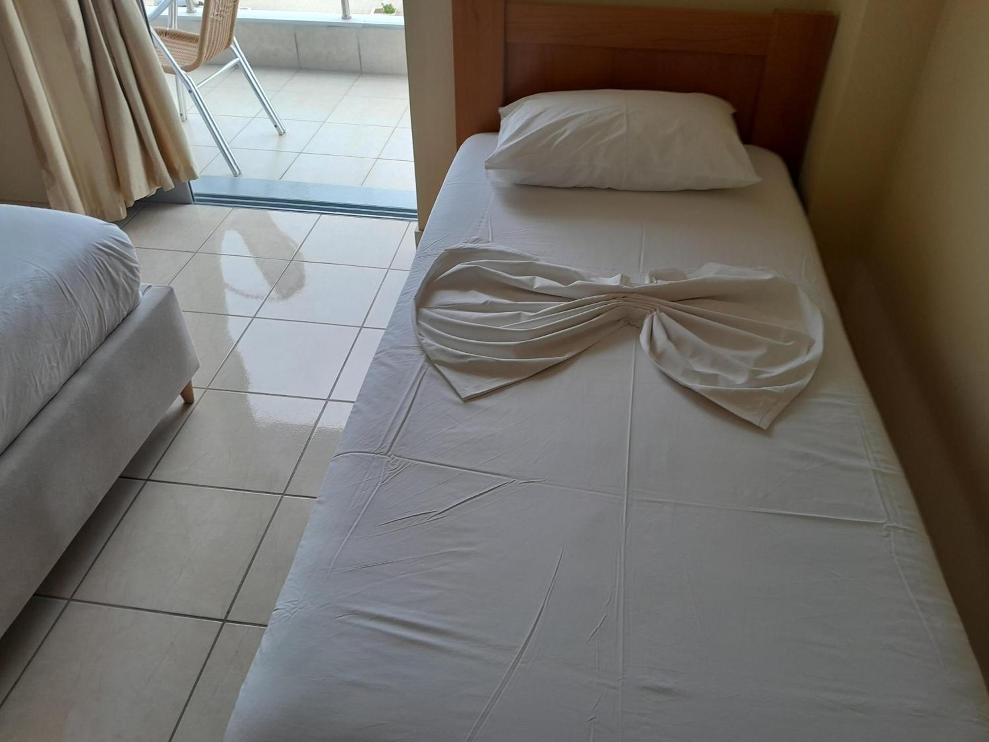 Hotel Prinos Himarë Eksteriør billede