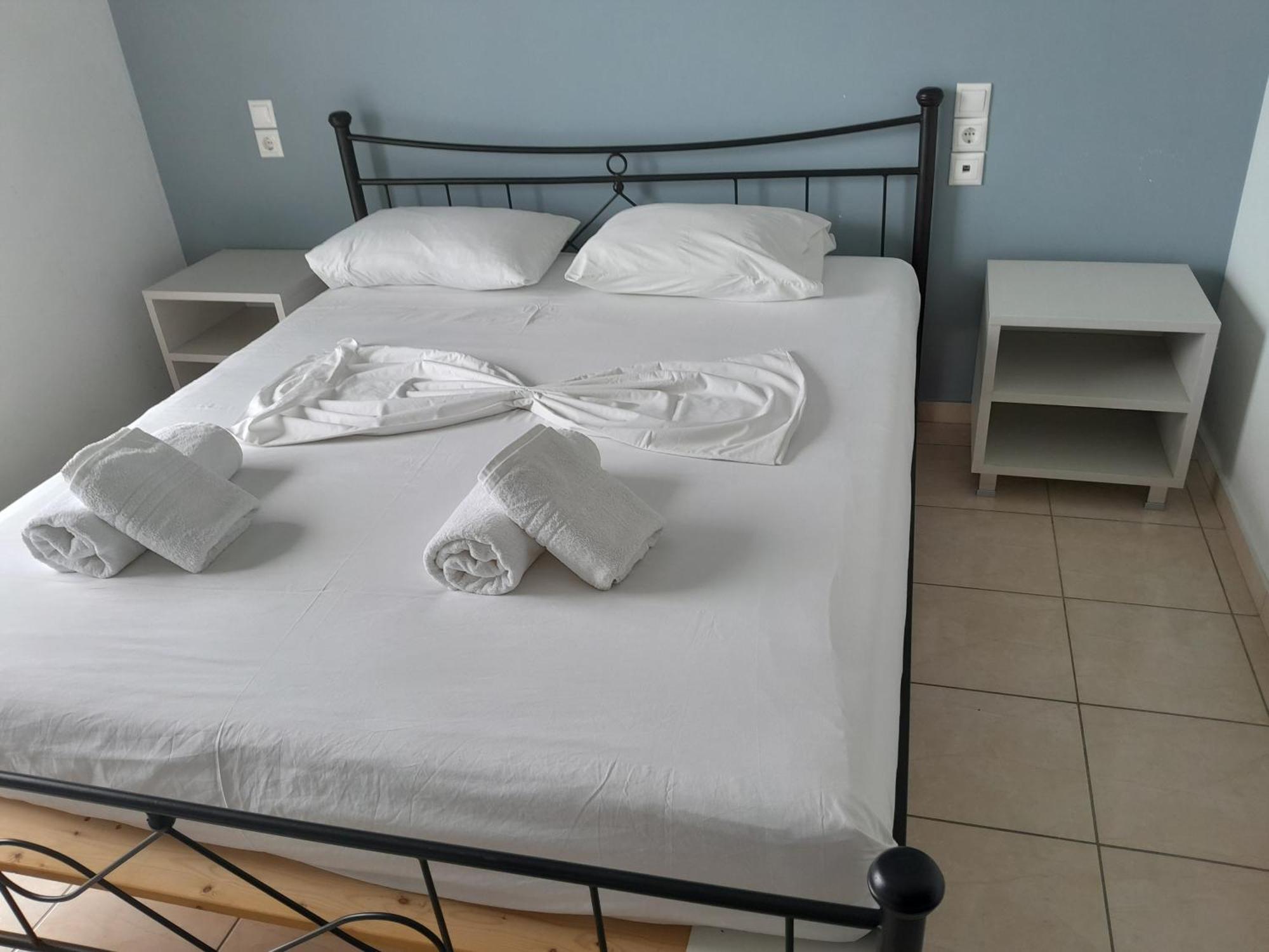 Hotel Prinos Himarë Eksteriør billede